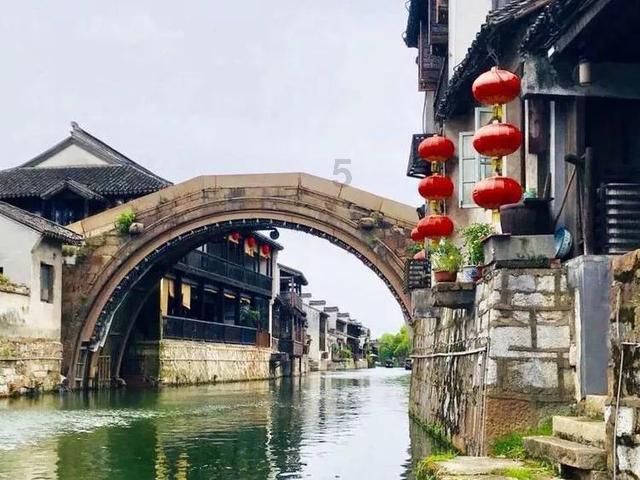 逃出古风住宅